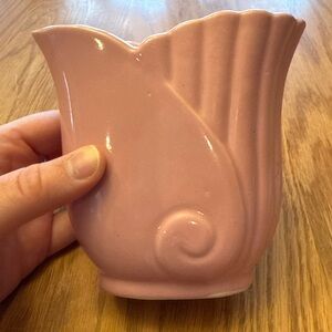 Vintage Pastel Rose Pink Ceramic Scalloped Vase